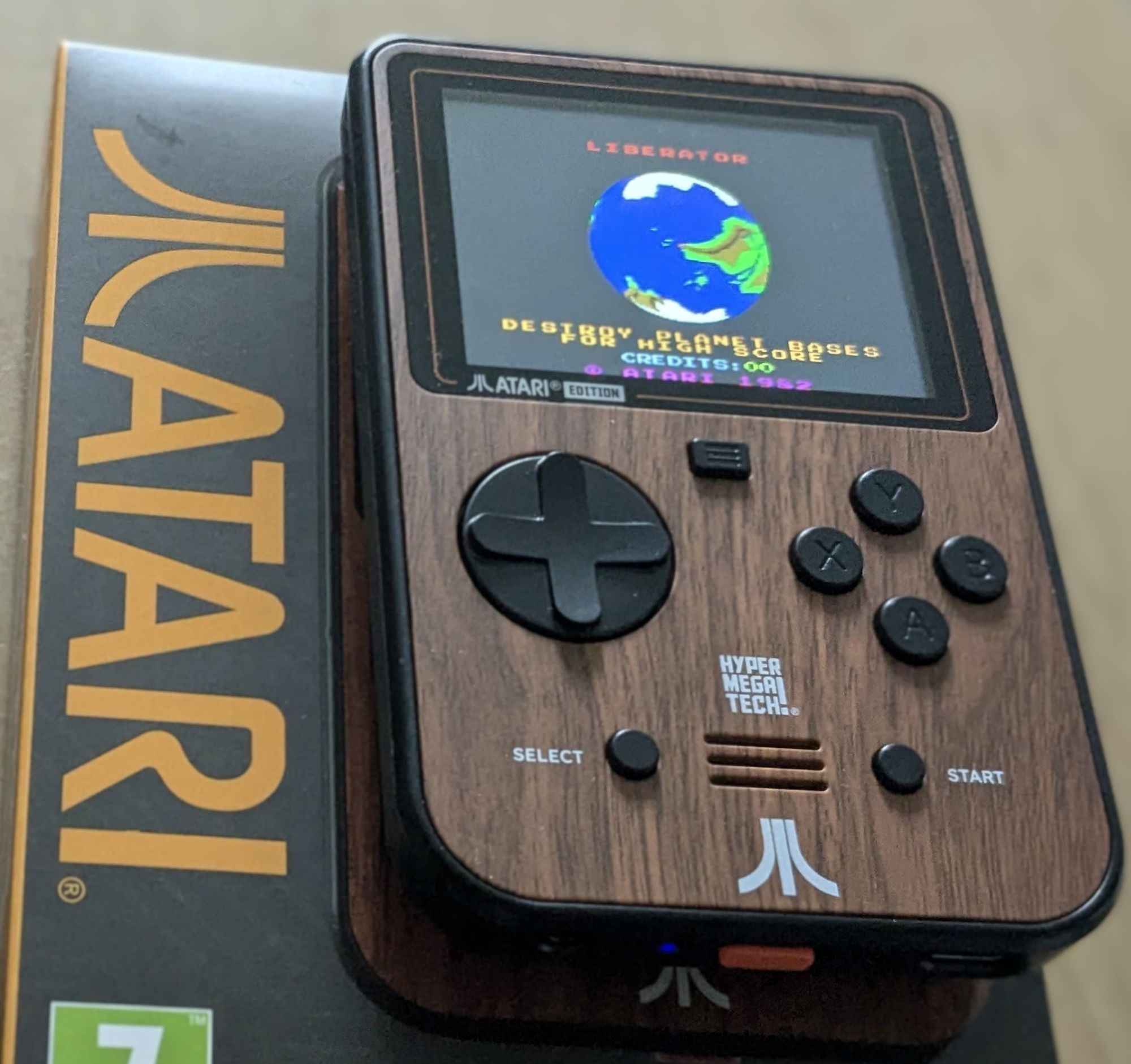Review: Hyper Mega Tech! Super Pocket: Atari Edition – MLGG: Pop